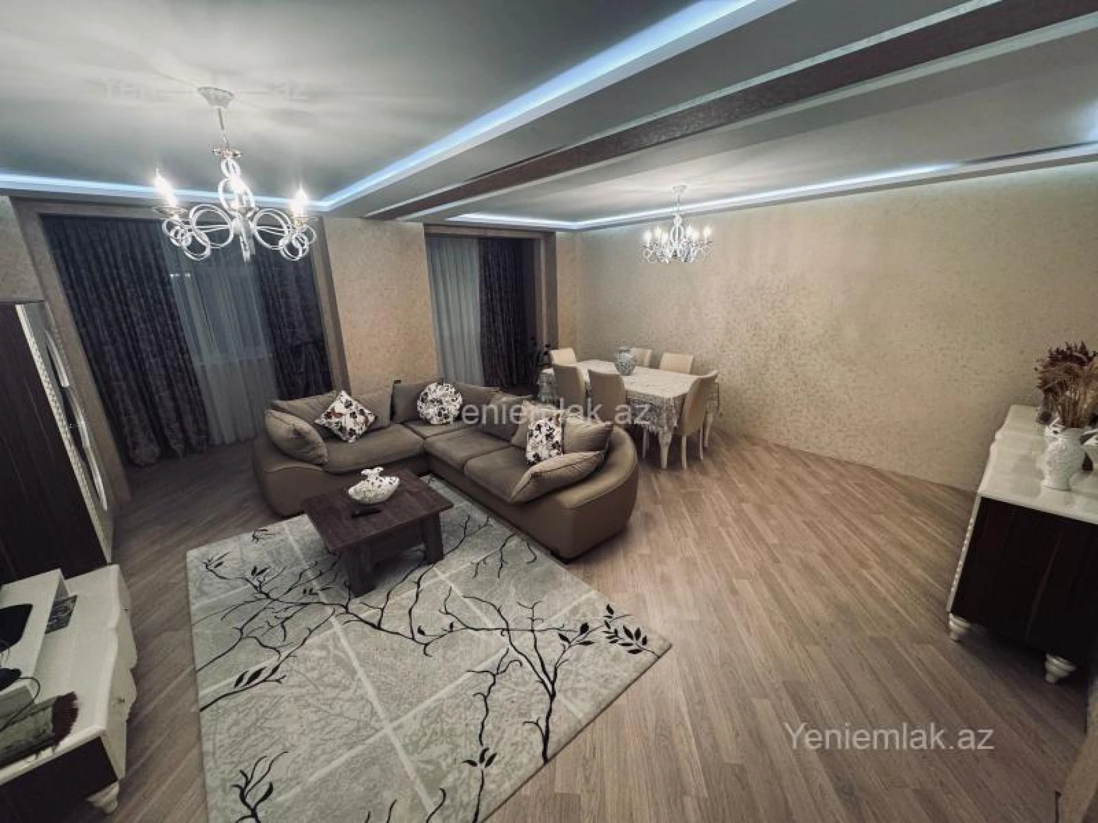Satılır 5 otaqlı köhnə tikili 120 m²