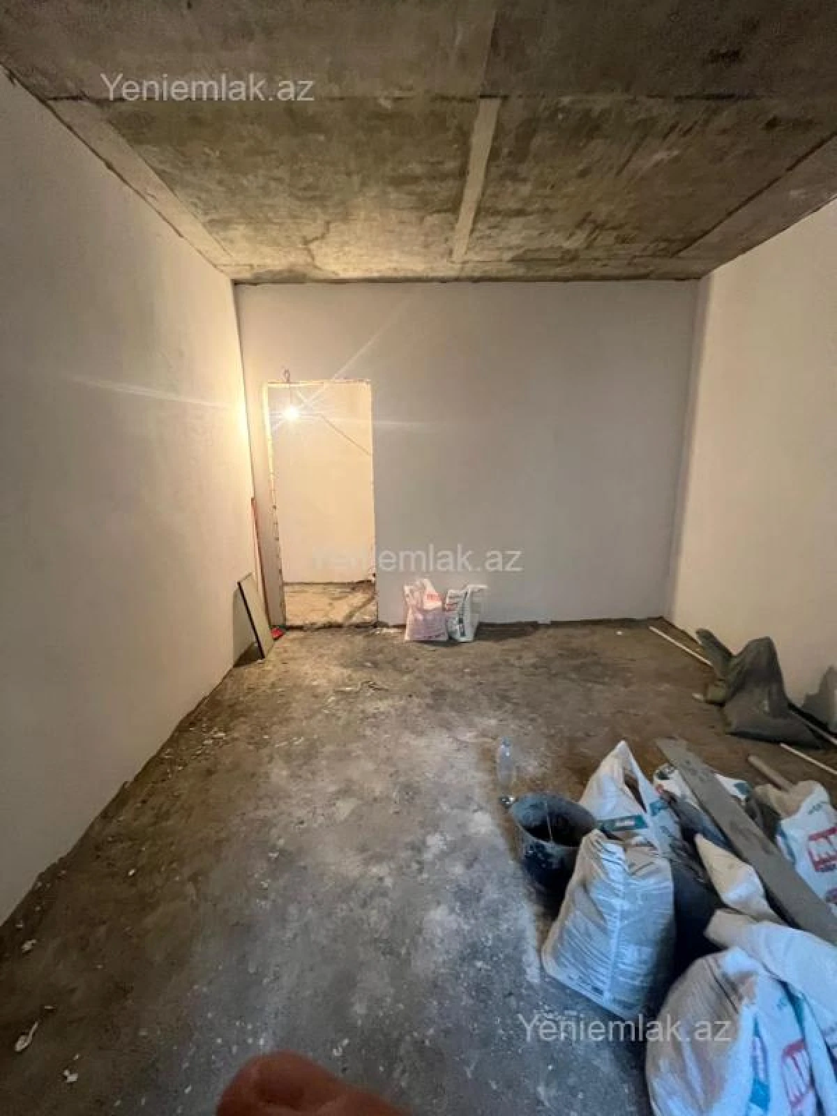 Satılır 2 otaqlı yeni tikili 50 m²