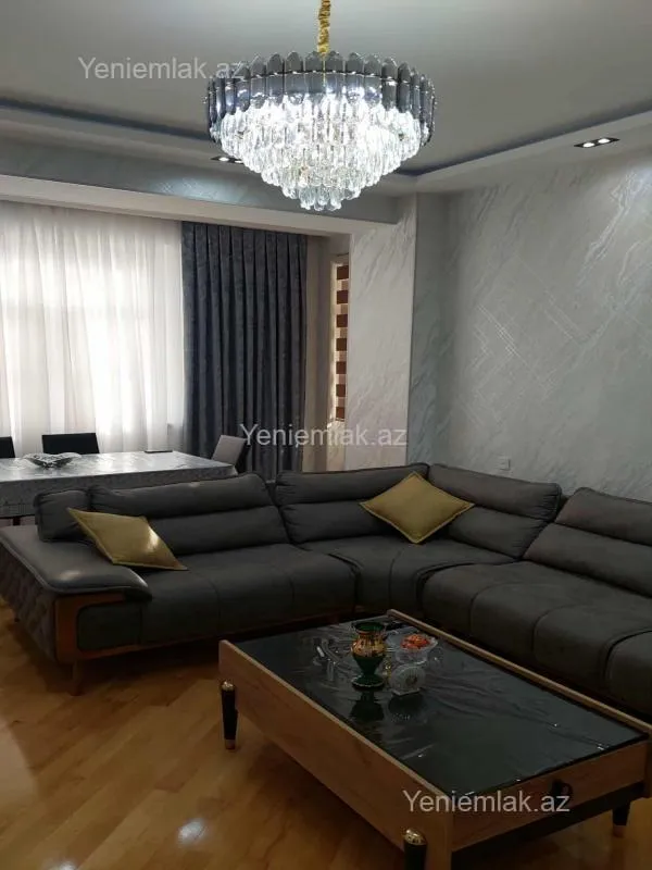 Satılır 3 otaqlı yeni tikili 120 m²
