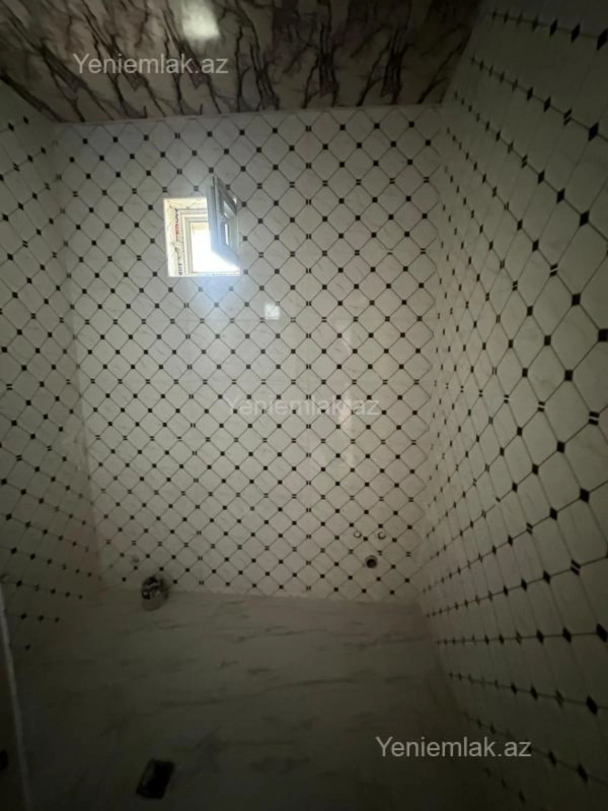 Satılır 4 otaqlı həyət evi 140 m²