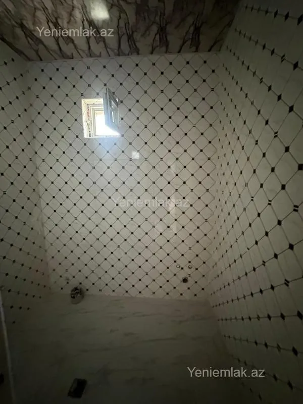 Satılır 4 otaqlı həyət evi 140 m²