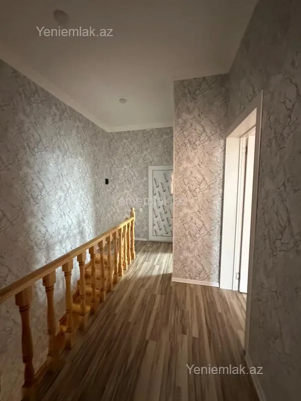 Satılır 4 otaqlı həyət evi 140 m²