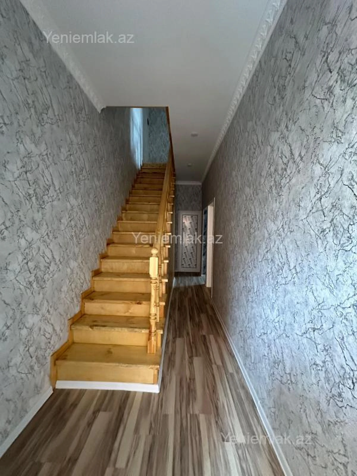Satılır 4 otaqlı həyət evi 140 m²