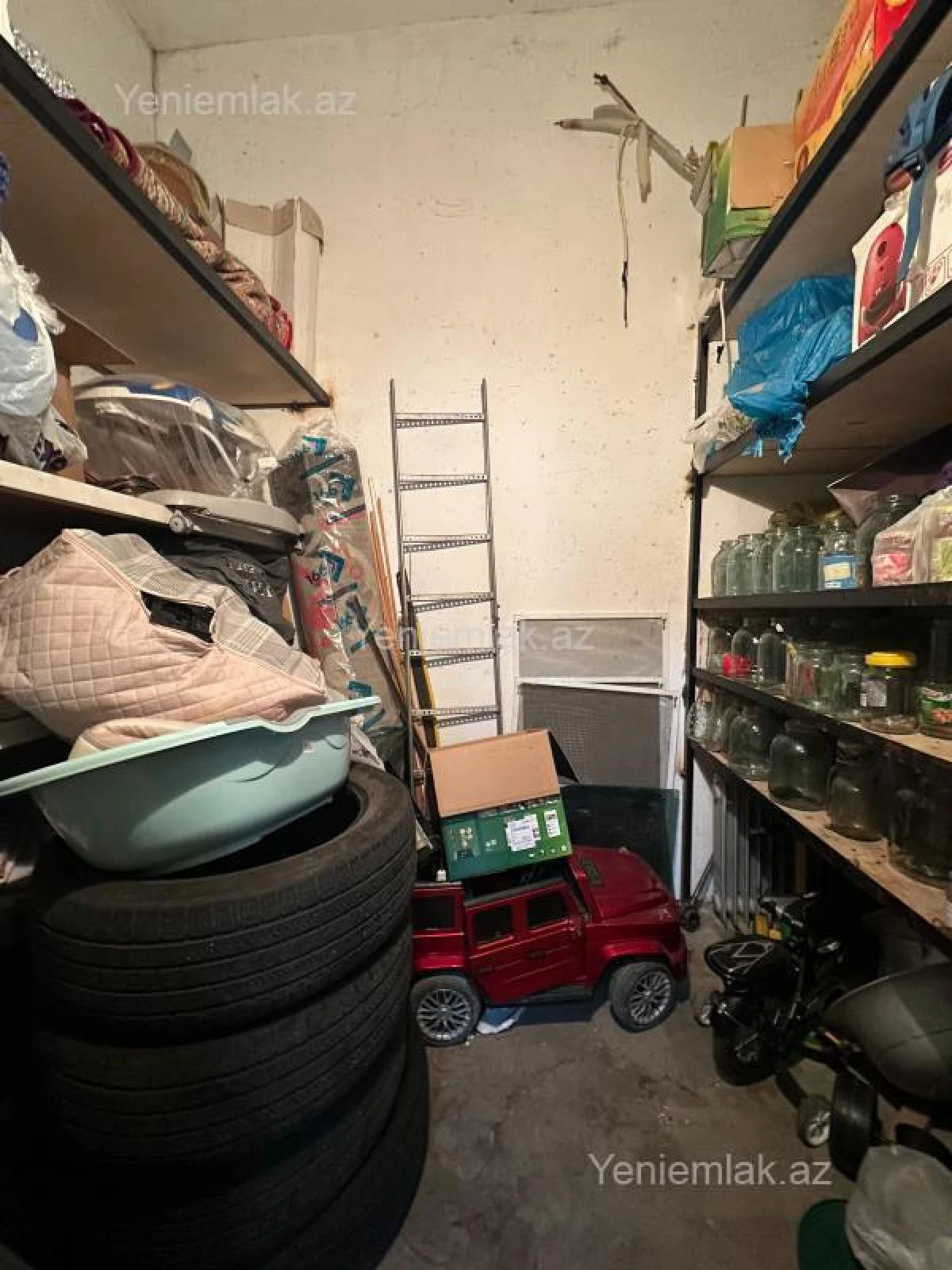 Satılır 3 otaqlı köhnə tikili 80 m²