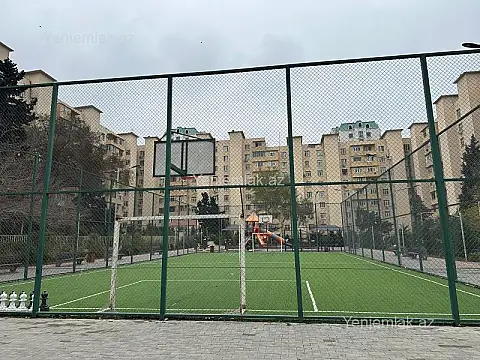 Satılır 3 otaqlı köhnə tikili 80 m²