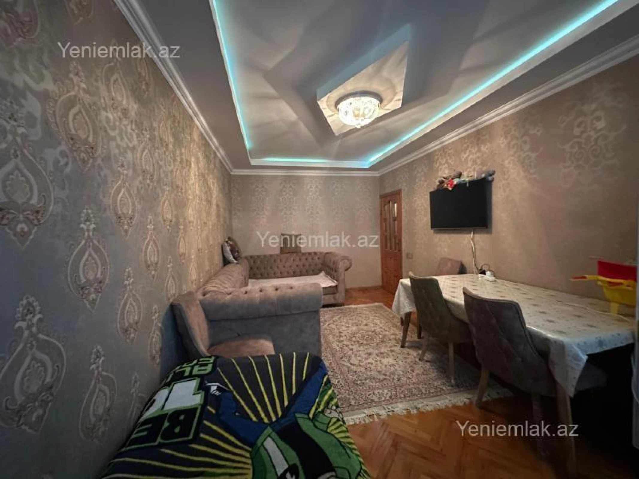 Satılır 3 otaqlı köhnə tikili 80 m²