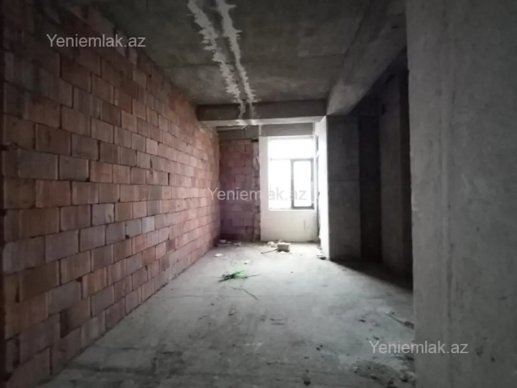 Satılır 3 otaqlı yeni tikili 120 m²