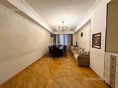 Satılır 3 otaqlı yeni tikili 120 m²