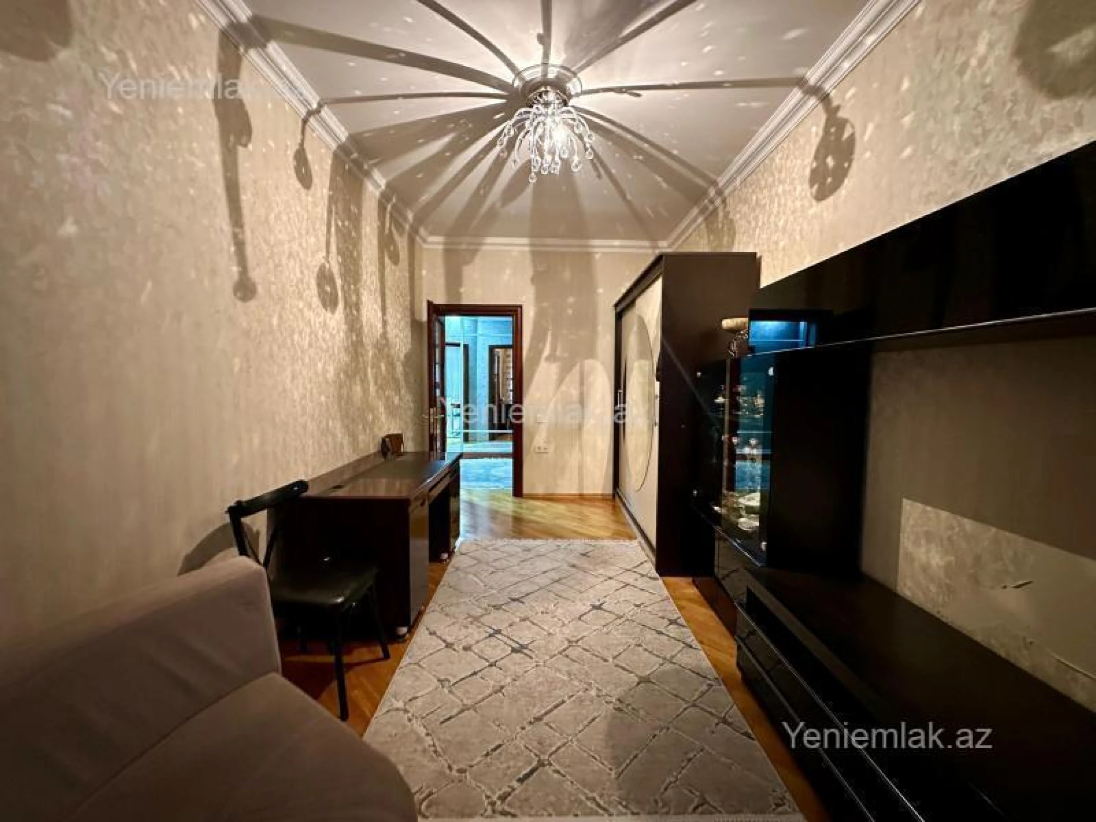 Satılır 3 otaqlı yeni tikili 120 m²