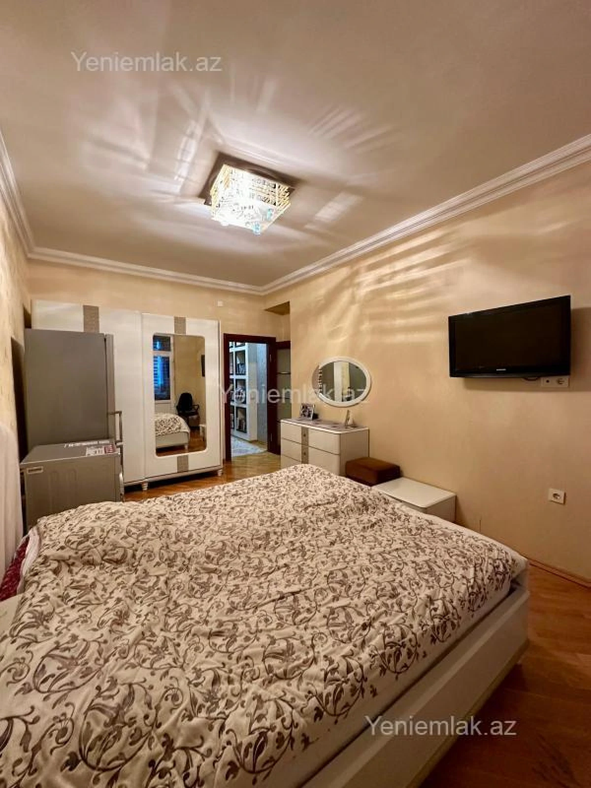 Satılır 3 otaqlı yeni tikili 120 m²
