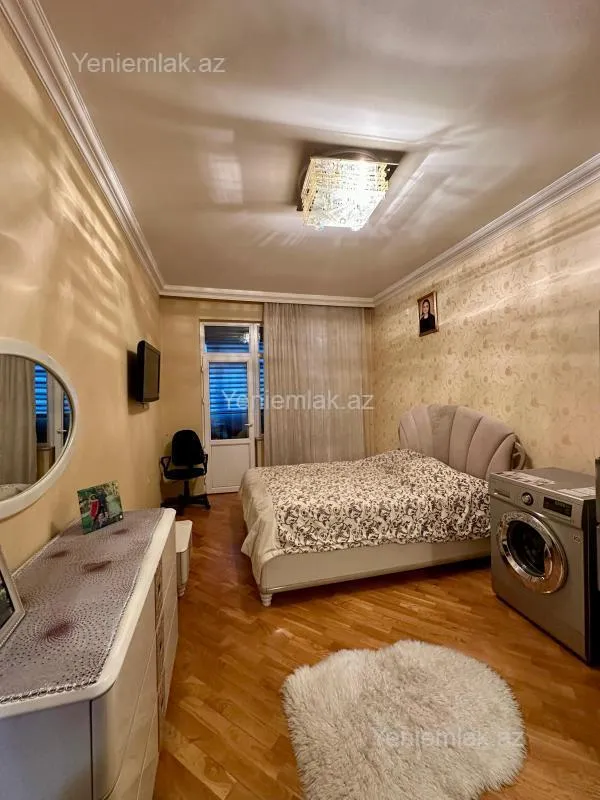 Satılır 3 otaqlı yeni tikili 120 m²