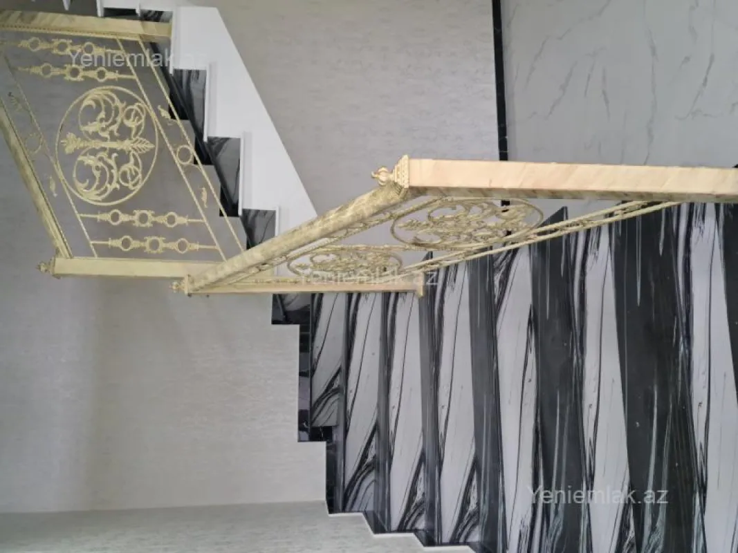 Satılır 3 otaqlı həyət evi 140 m²