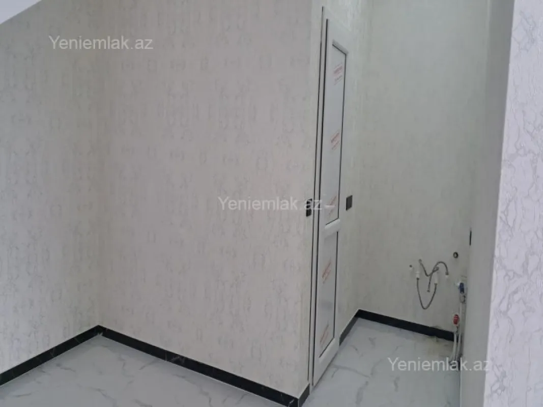 Satılır 3 otaqlı həyət evi 140 m²