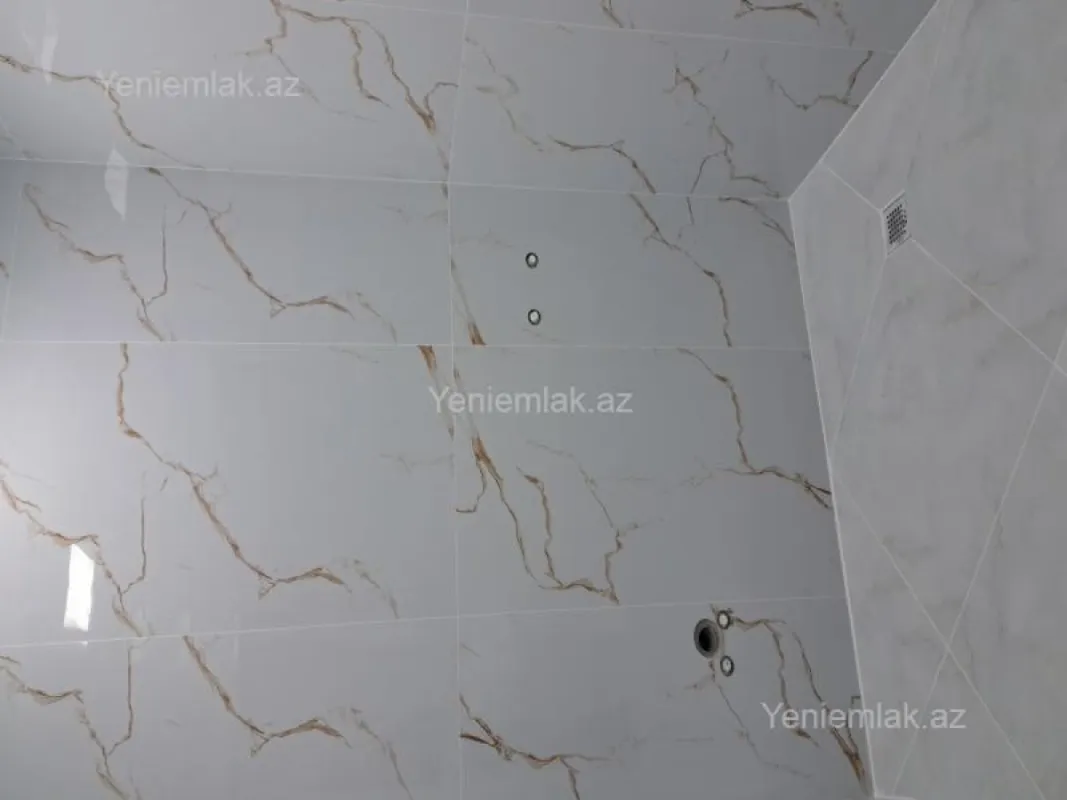 Satılır 3 otaqlı həyət evi 140 m²