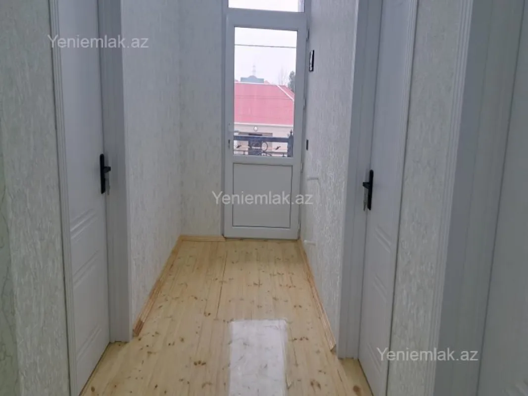 Satılır 3 otaqlı həyət evi 140 m²