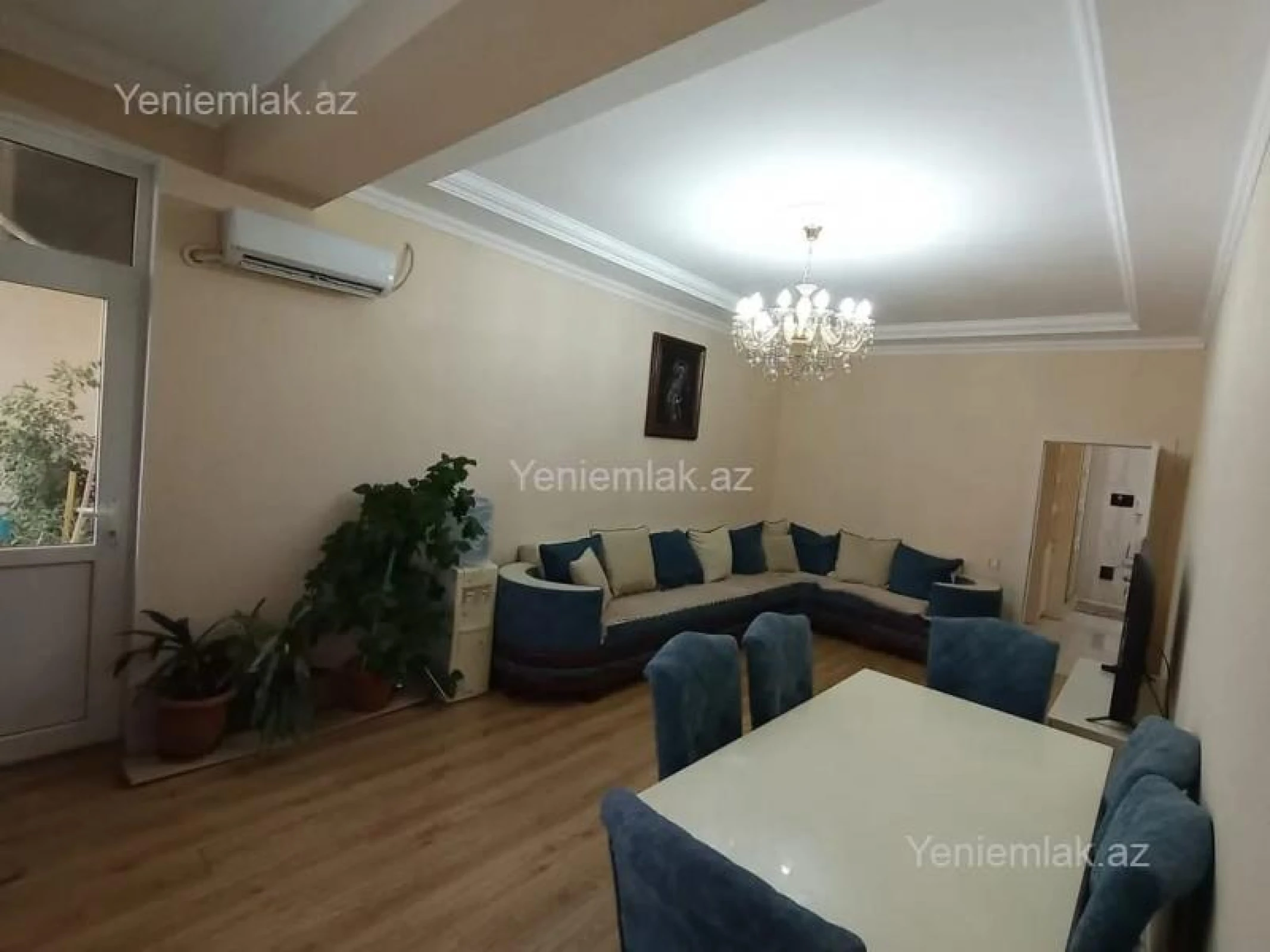 Satılır 3 otaqlı yeni tikili 130 m²