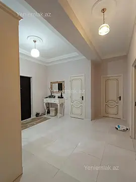 Satılır 3 otaqlı yeni tikili 130 m²