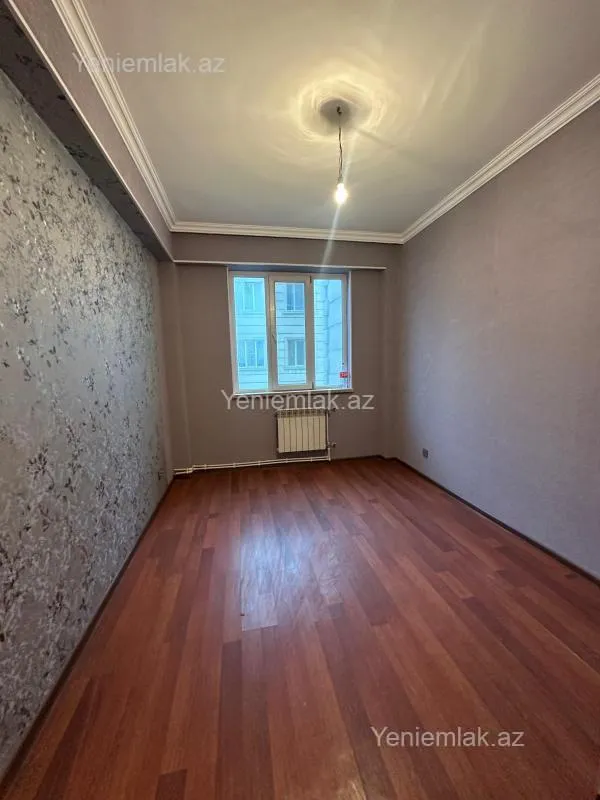 Satılır 2 otaqlı yeni tikili 61 m²