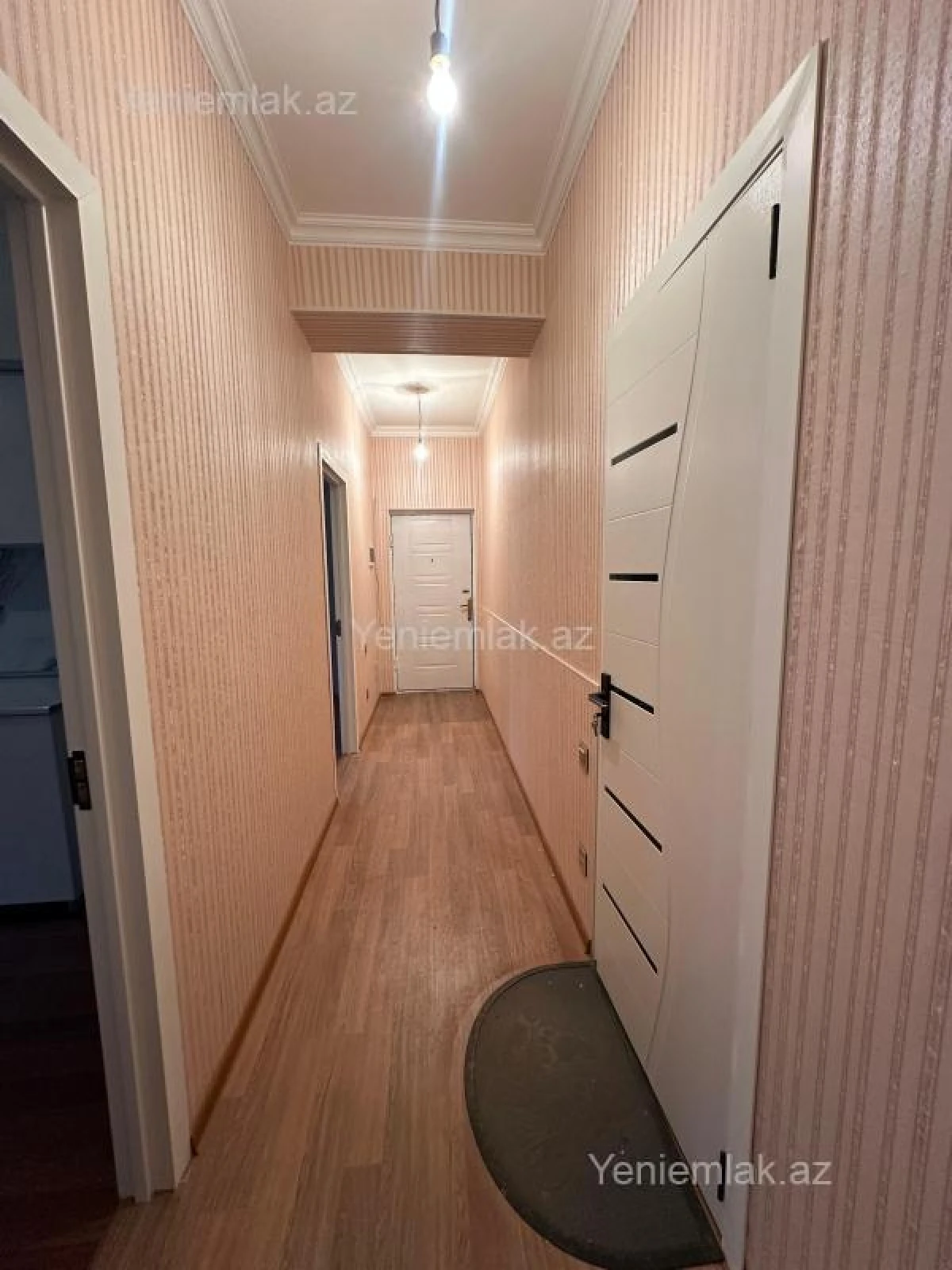 Satılır 2 otaqlı yeni tikili 61 m²