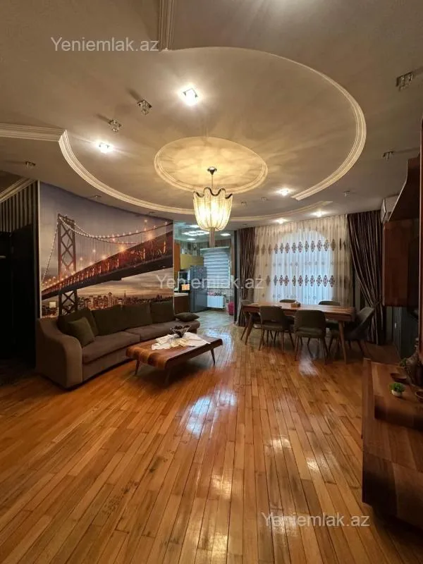 Satılır 3 otaqlı yeni tikili 100 m²