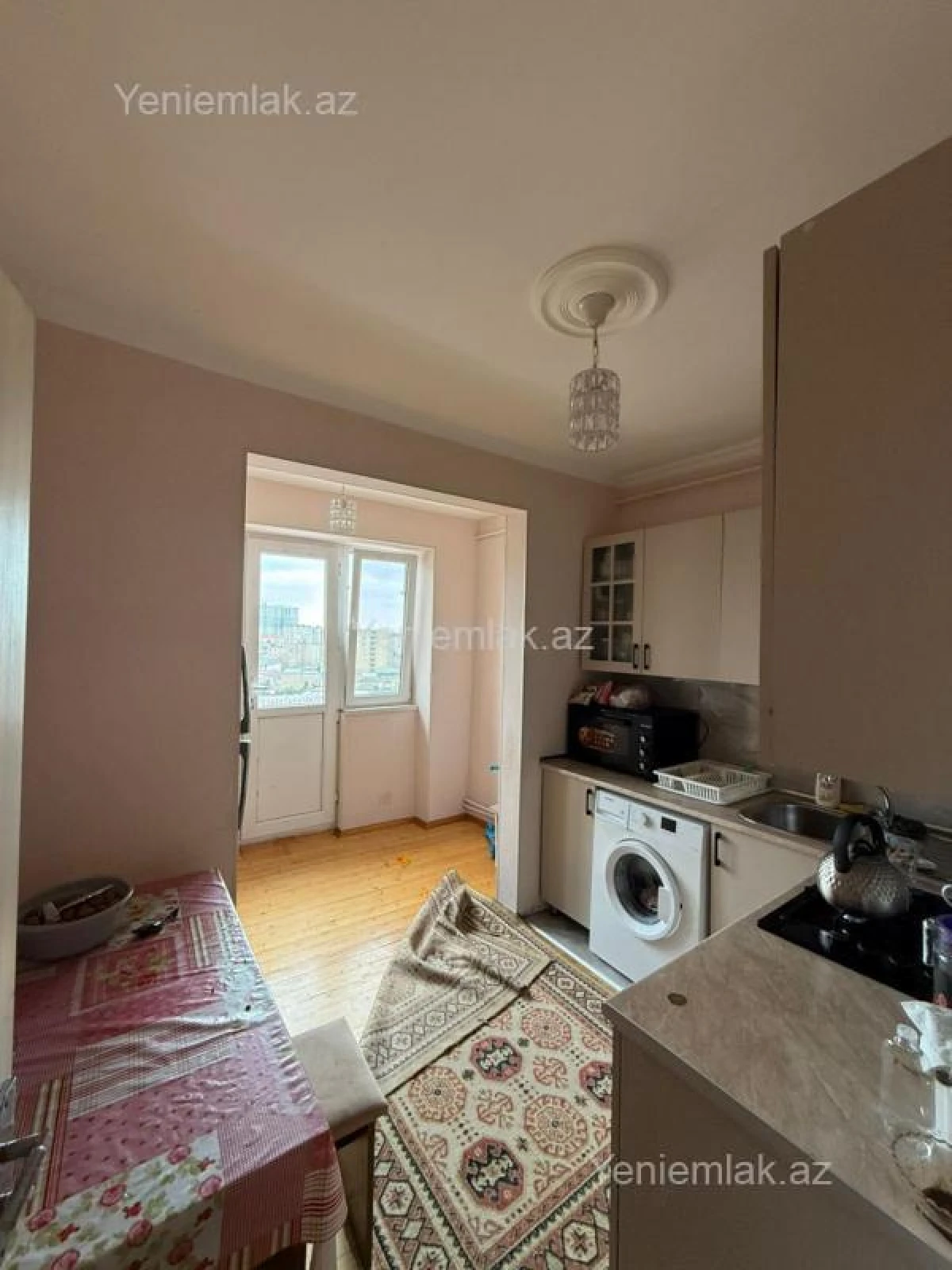 Satılır 2 otaqlı köhnə tikili 55 m²