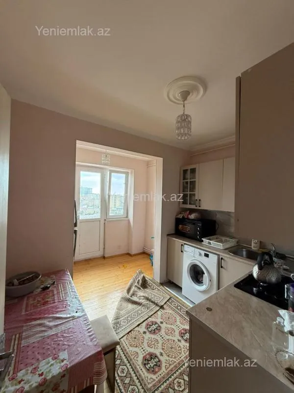Satılır 2 otaqlı köhnə tikili 55 m²