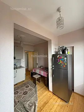 Satılır 2 otaqlı köhnə tikili 55 m²