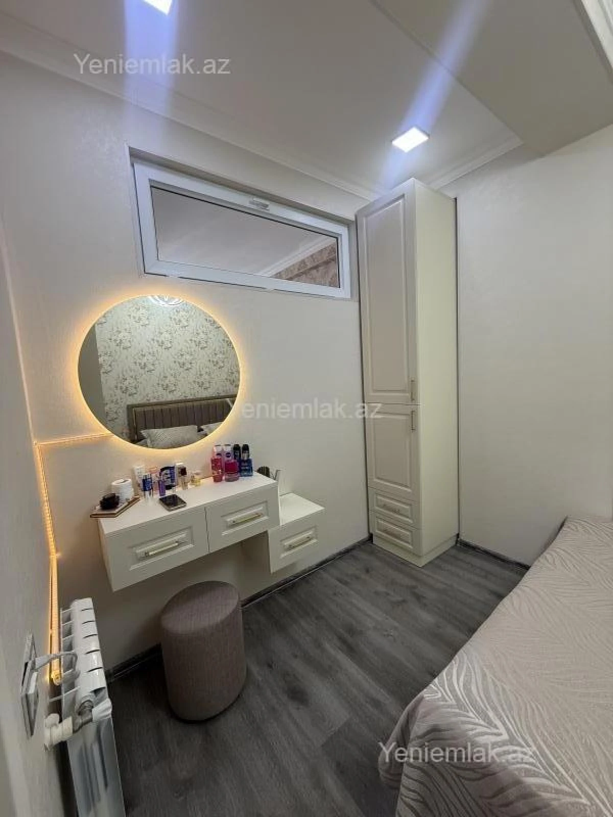 Satılır 3 otaqlı yeni tikili 73 m²