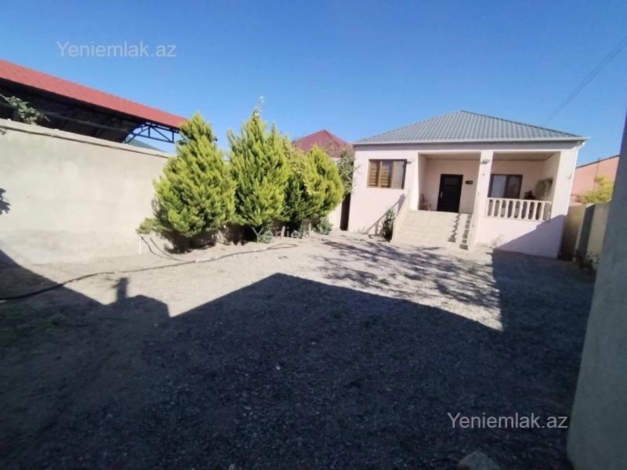 Satılır 3 otaqlı həyət evi 100 m²