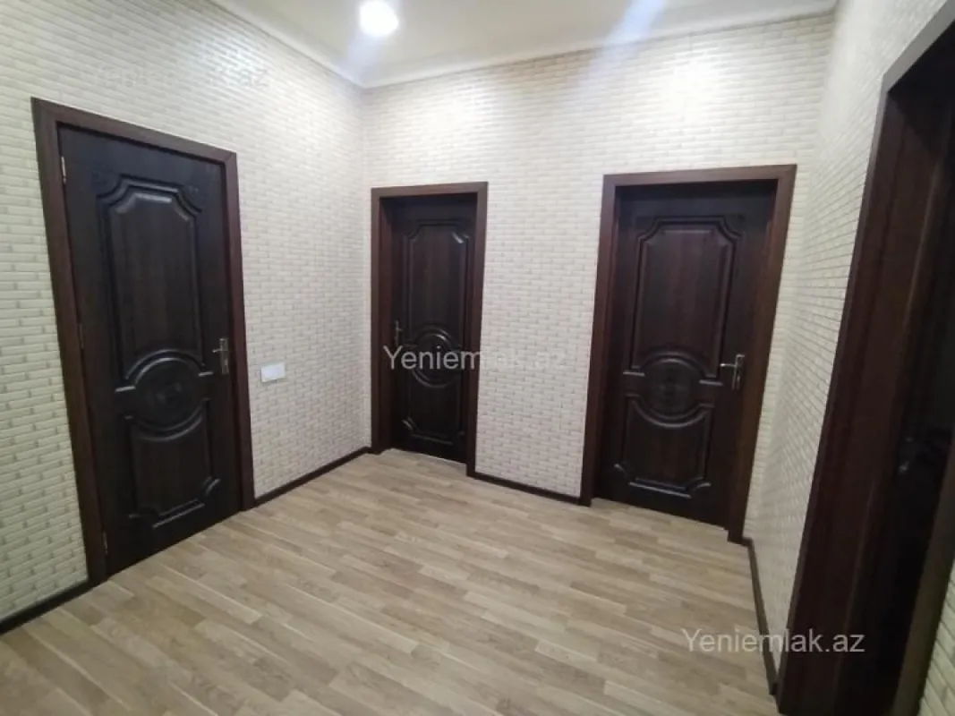 Satılır 3 otaqlı həyət evi 100 m²