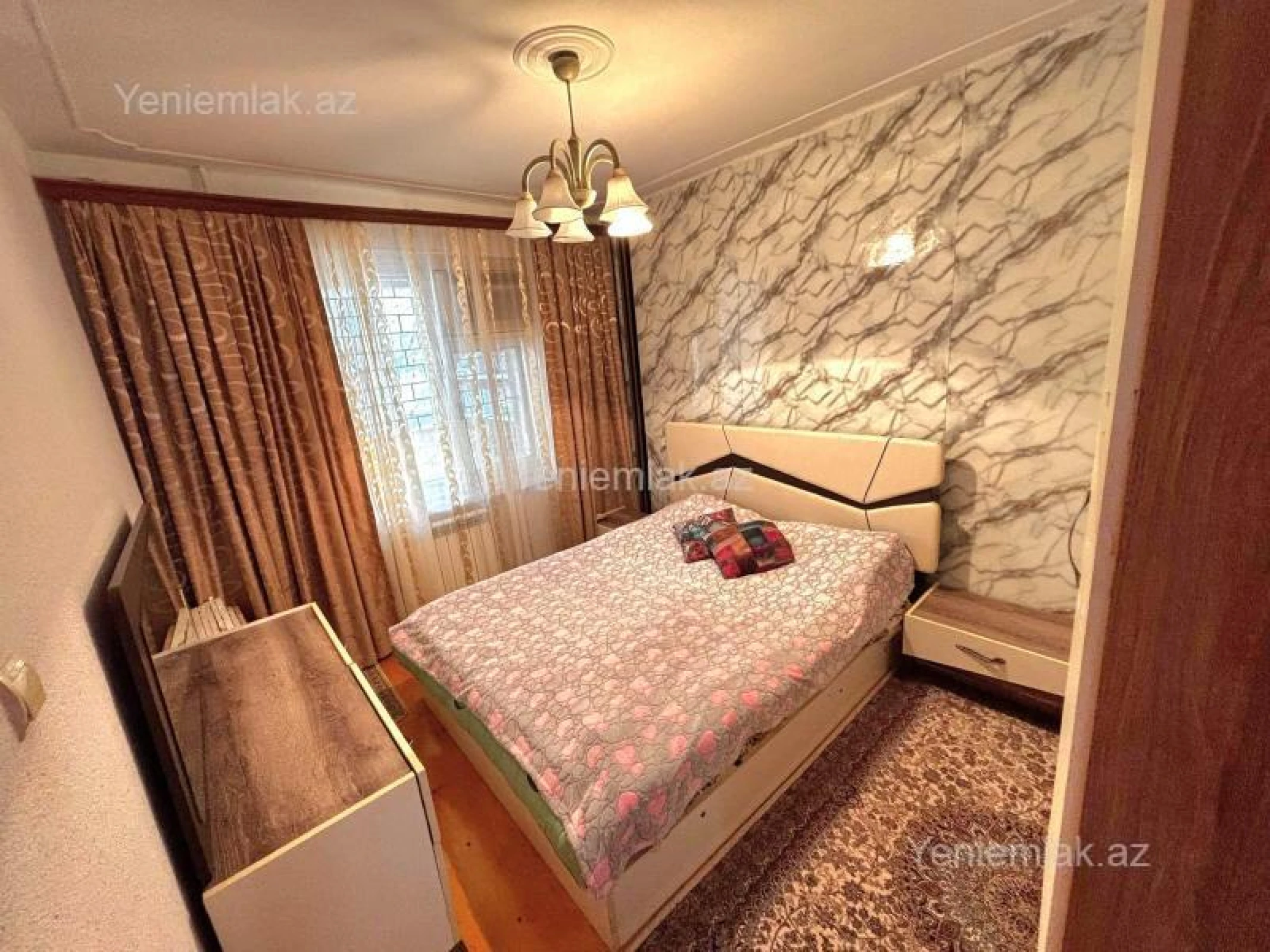 Satılır 3 otaqlı köhnə tikili 85 m²