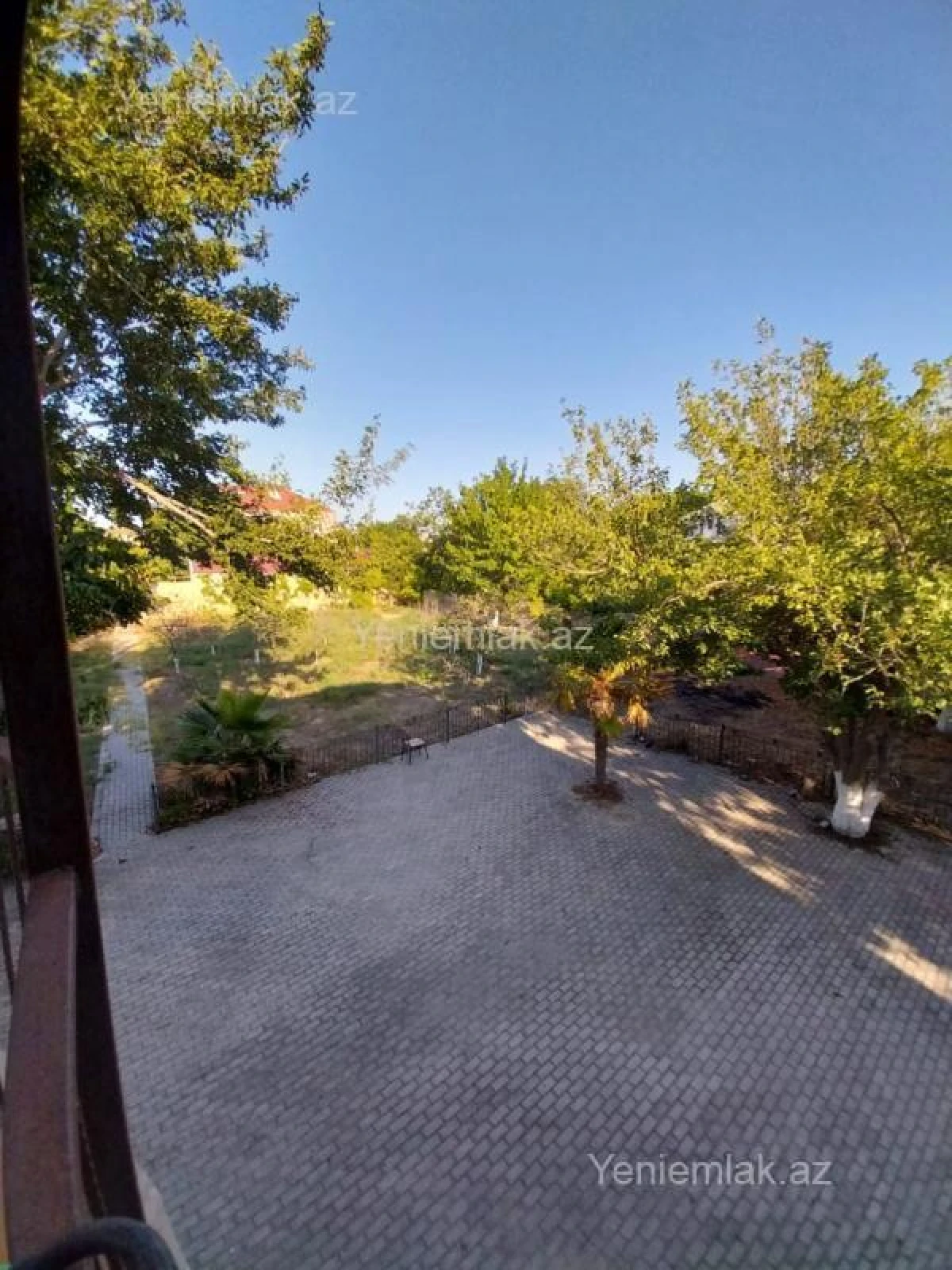 Satılır 5 otaqlı həyət evi 175 m²