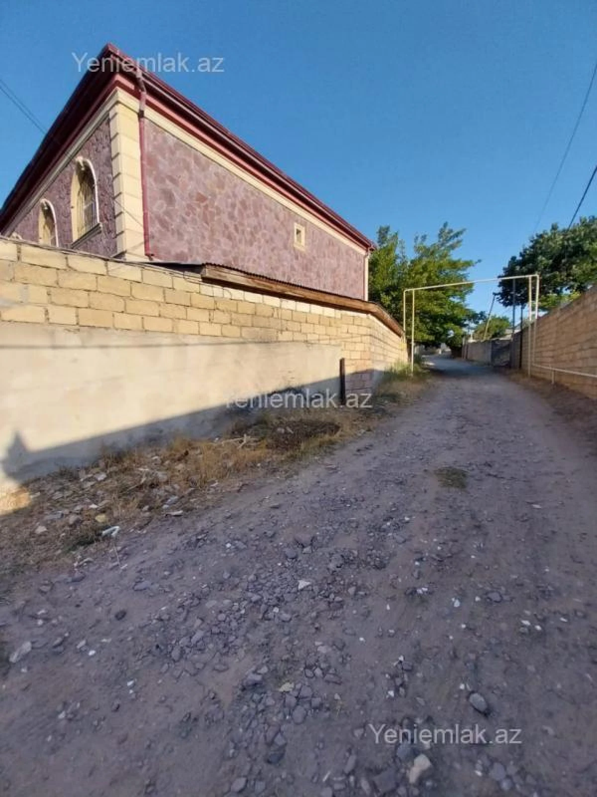 Satılır 5 otaqlı həyət evi 175 m²