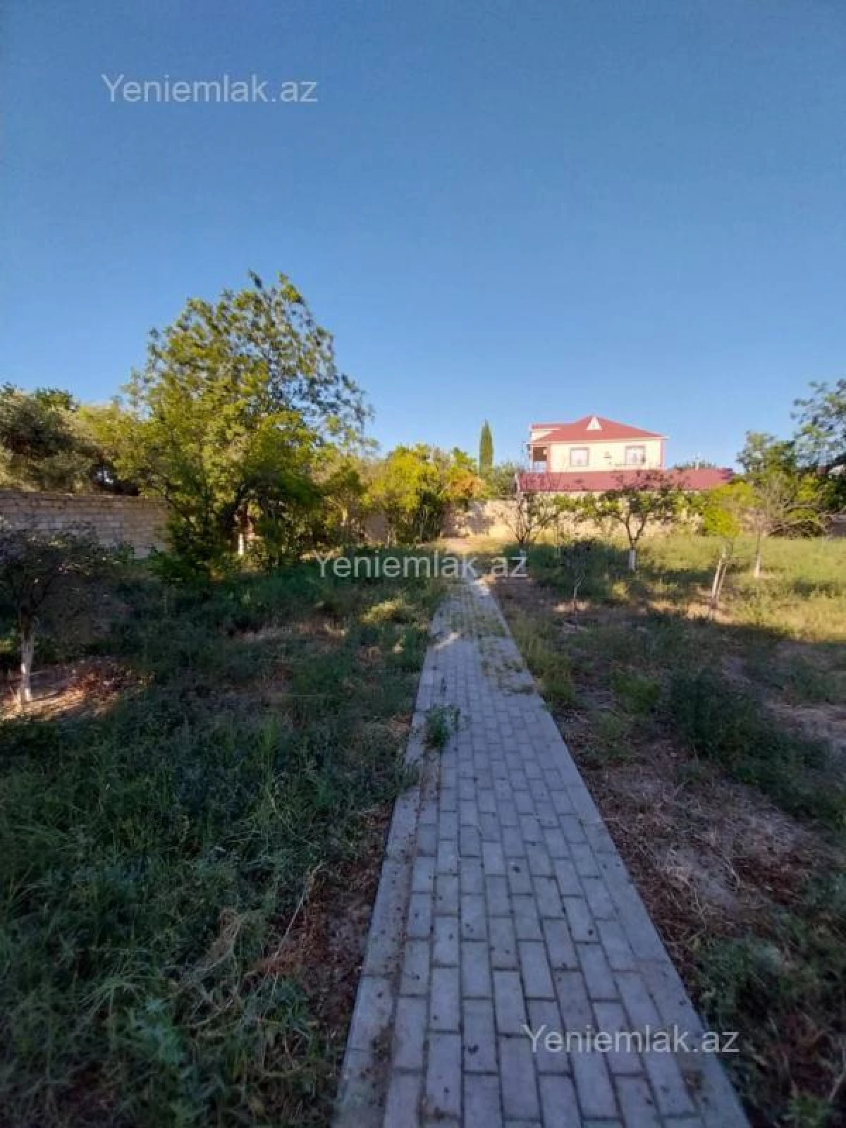 Satılır 5 otaqlı həyət evi 175 m²