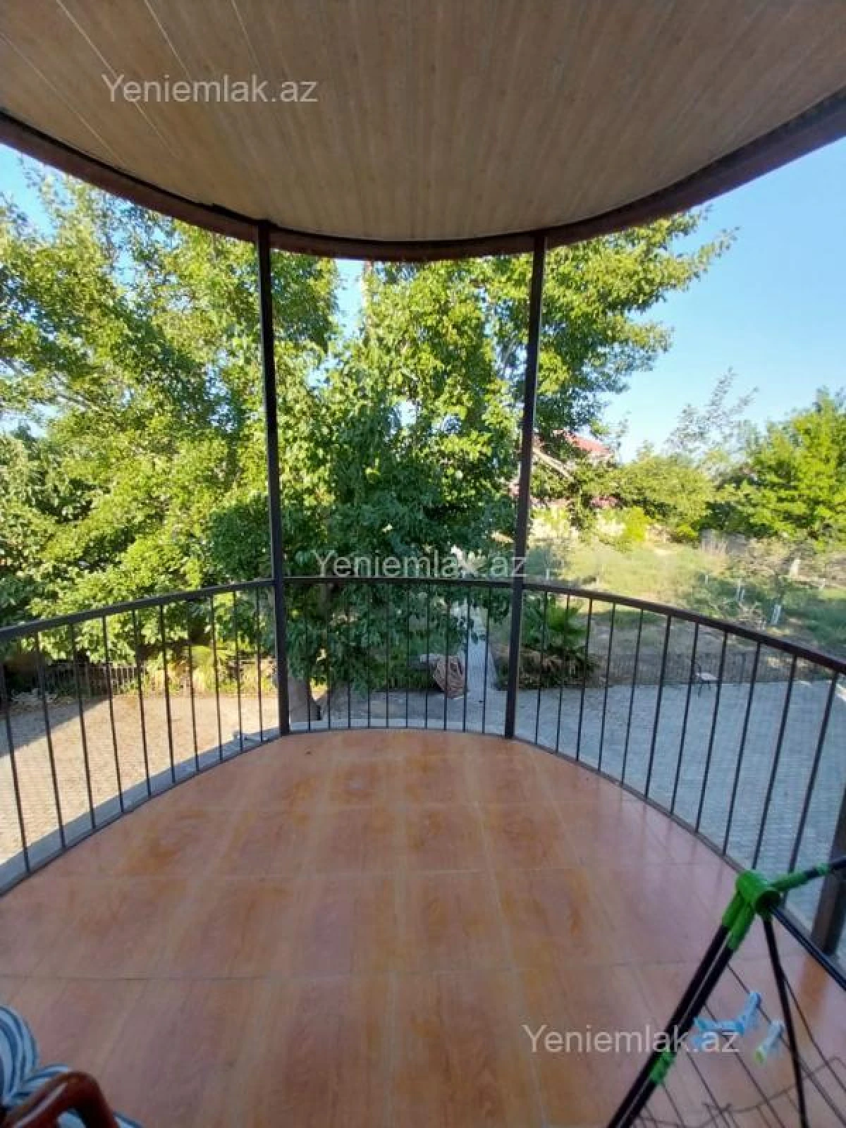 Satılır 5 otaqlı həyət evi 175 m²