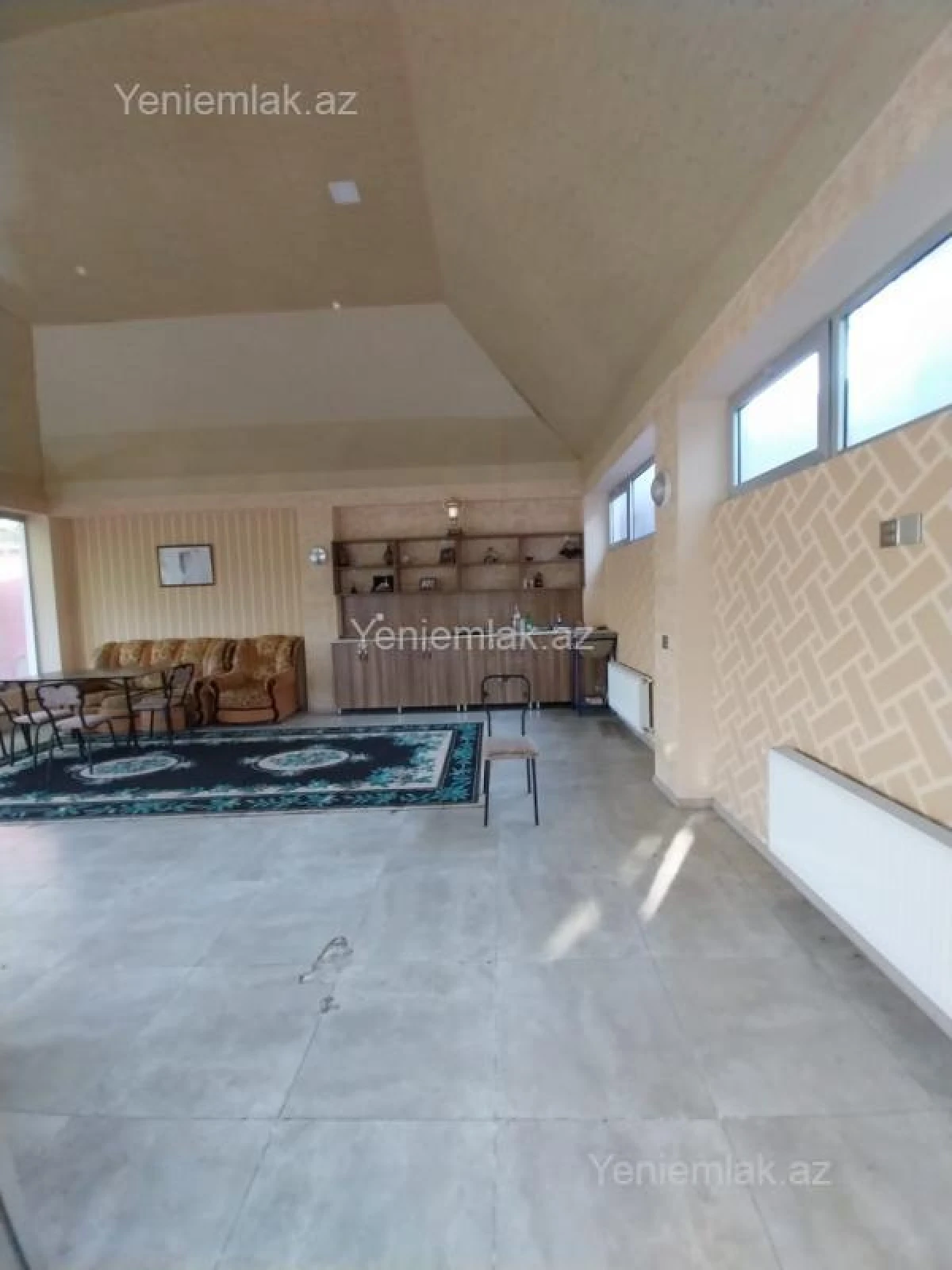 Satılır 5 otaqlı həyət evi 175 m²
