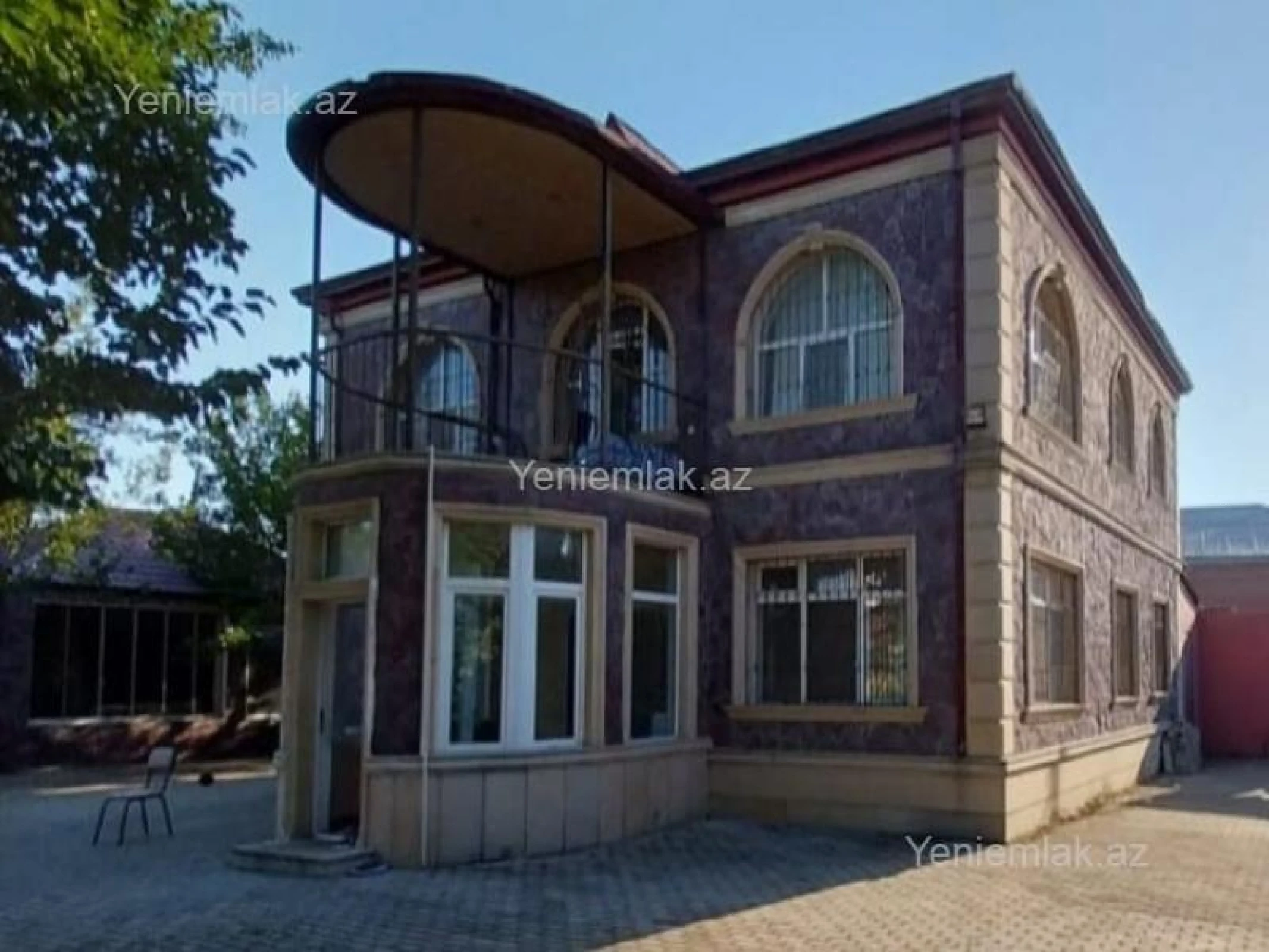 Satılır 5 otaqlı həyət evi 175 m²