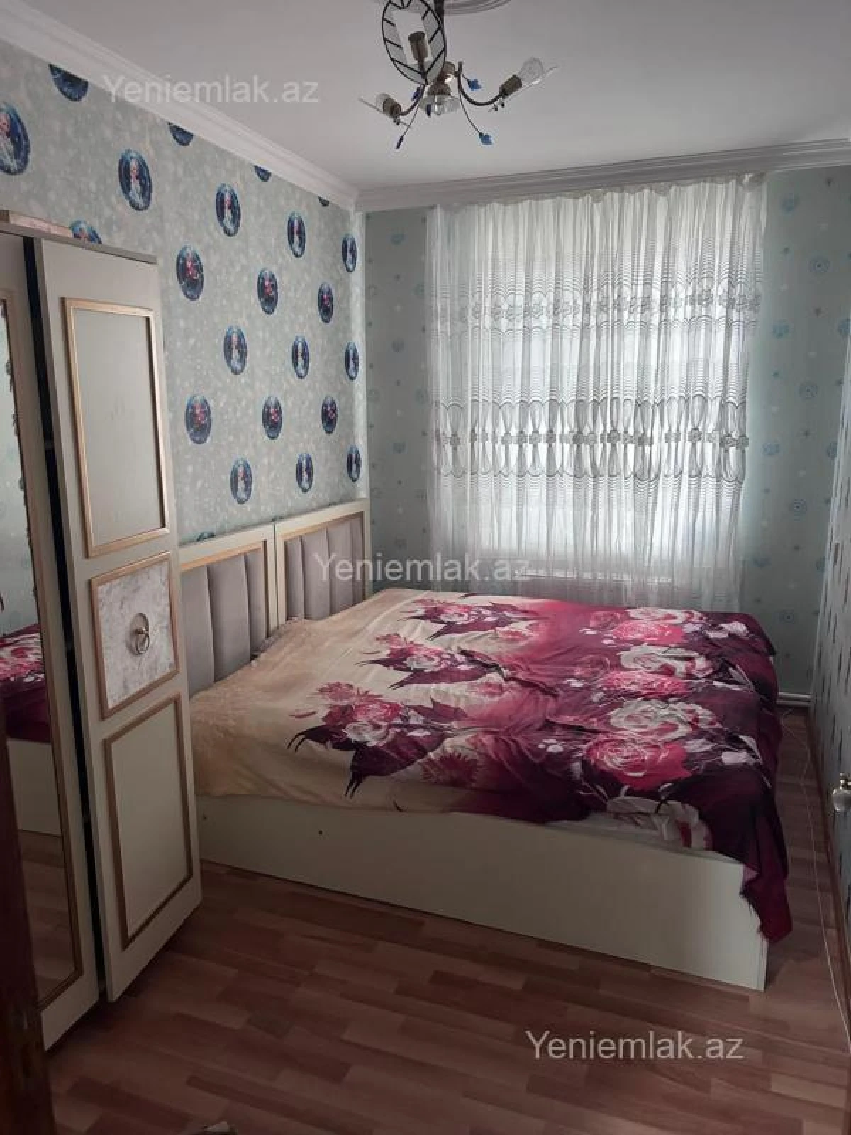 Satılır 3 otaqlı köhnə tikili 72 m²