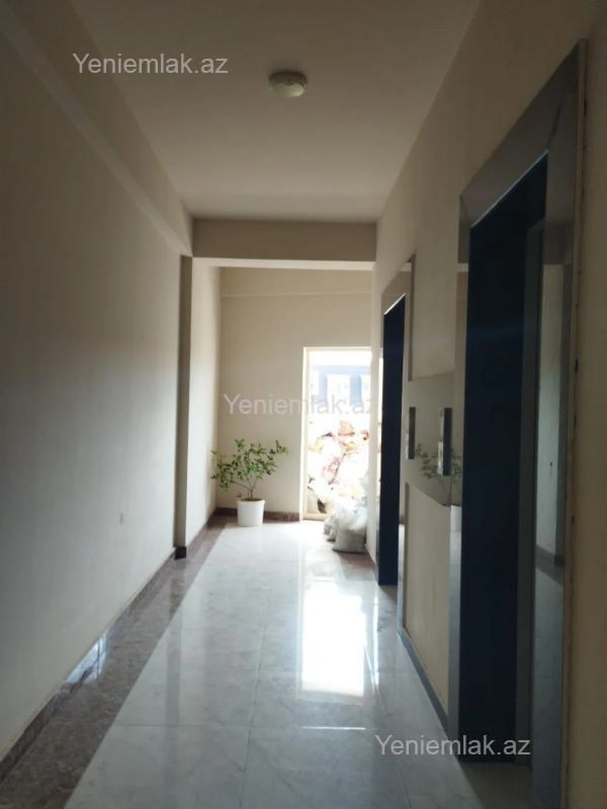 Satılır 4 otaqlı yeni tikili 176 m²