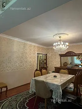 Satılır 4 otaqlı köhnə tikili 120 m²