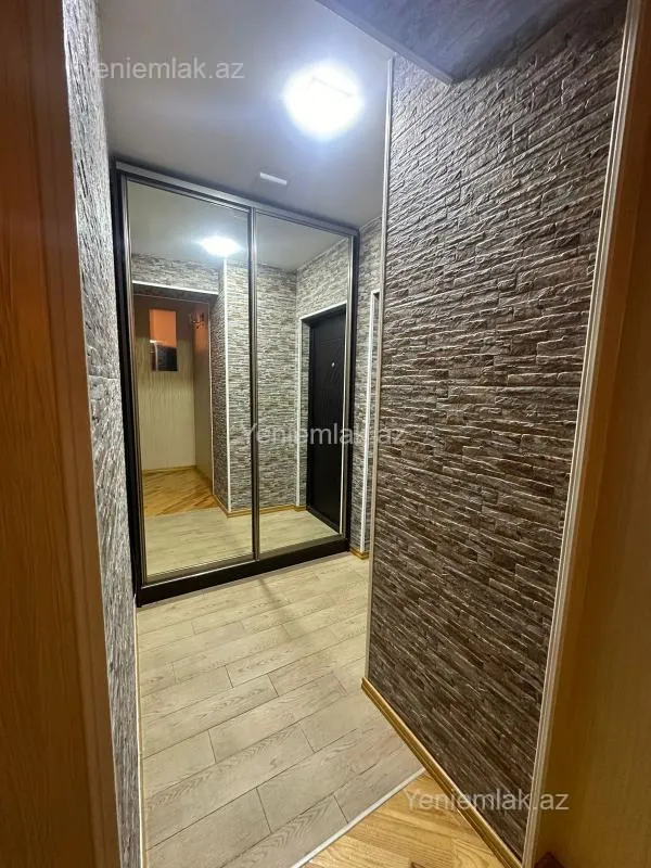 Satılır 4 otaqlı yeni tikili 150 m²