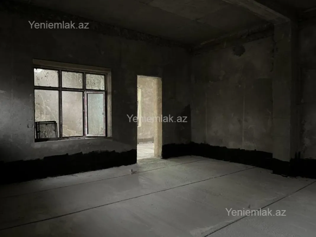 Satılır 4 otaqlı obyekt 320 m²