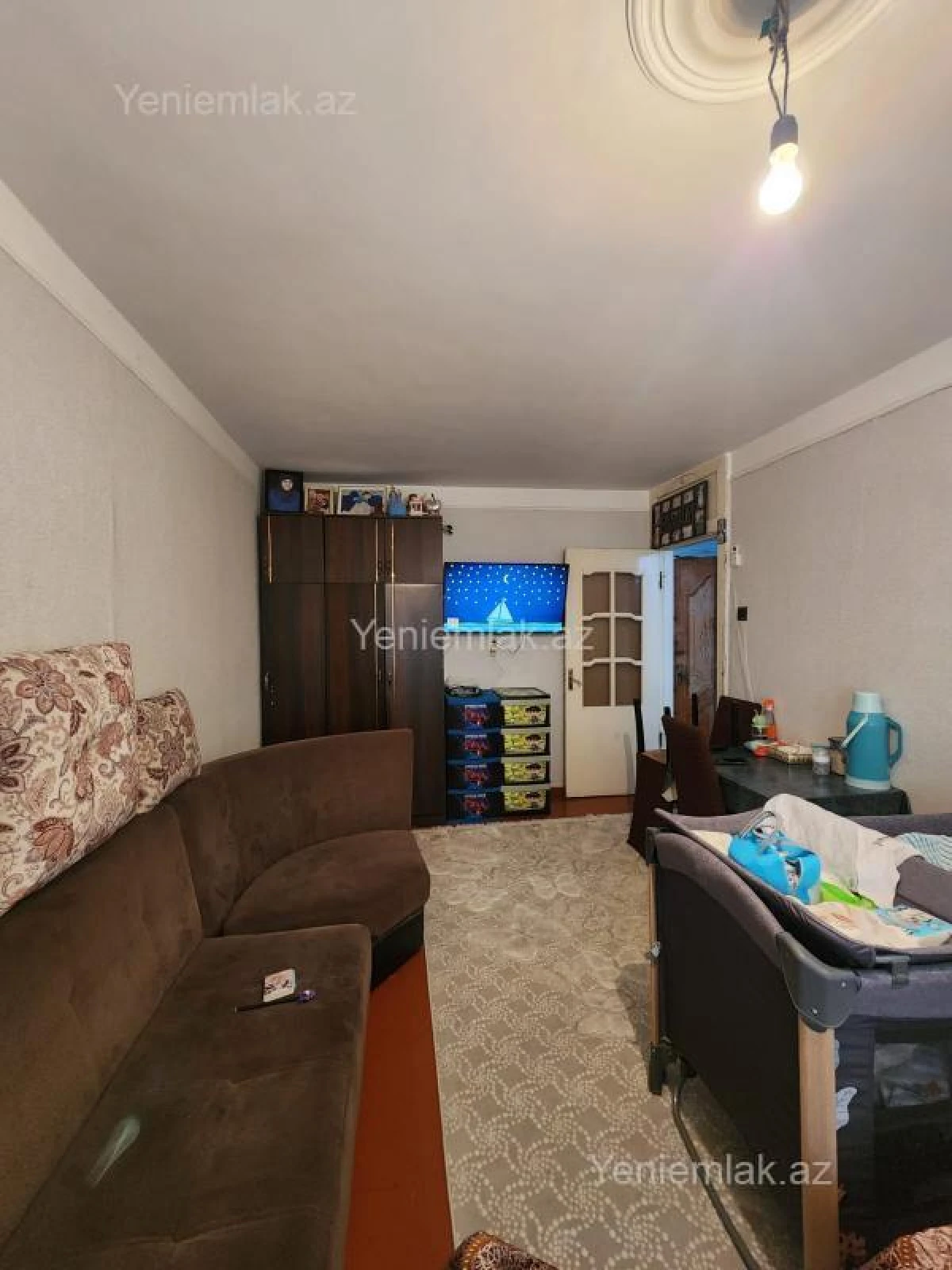 Satılır 1 otaqlı köhnə tikili 32 m²