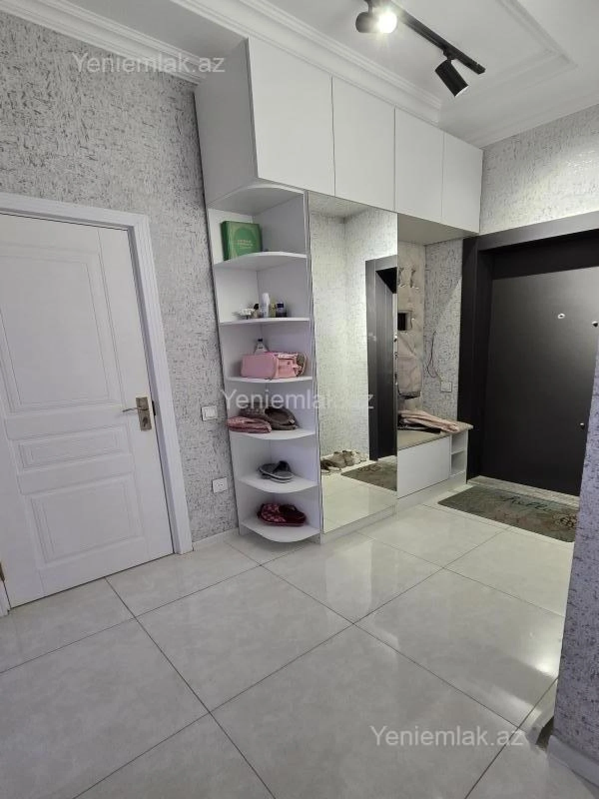 Satılır 3 otaqlı yeni tikili 102.9 m²