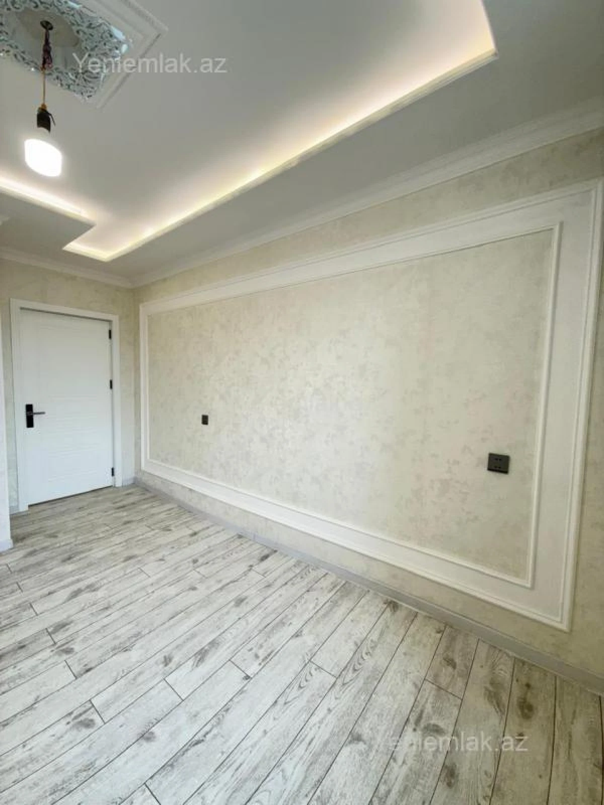 Satılır 2 otaqlı yeni tikili 70 m²