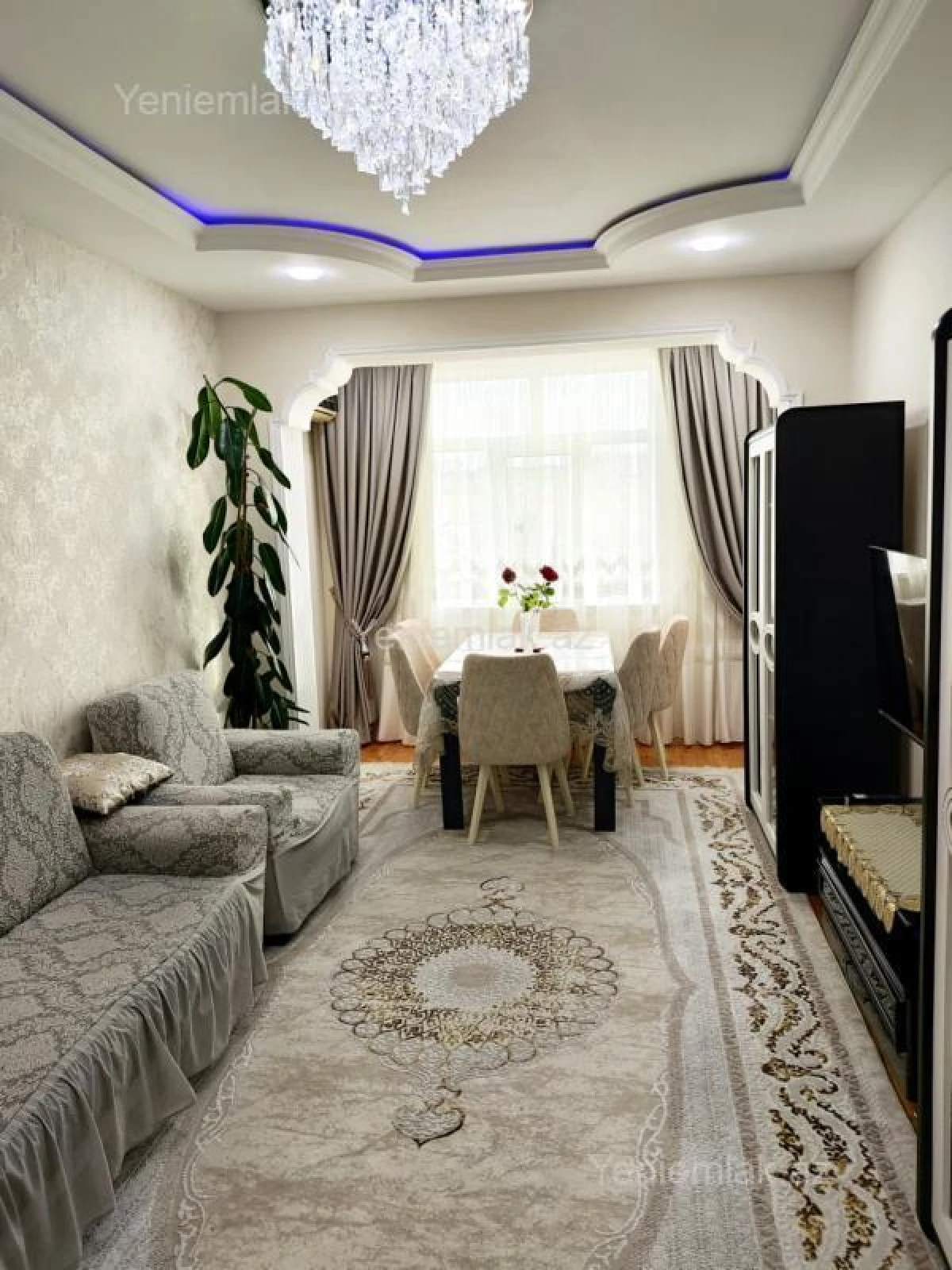 Satılır 3 otaqlı köhnə tikili 80 m²