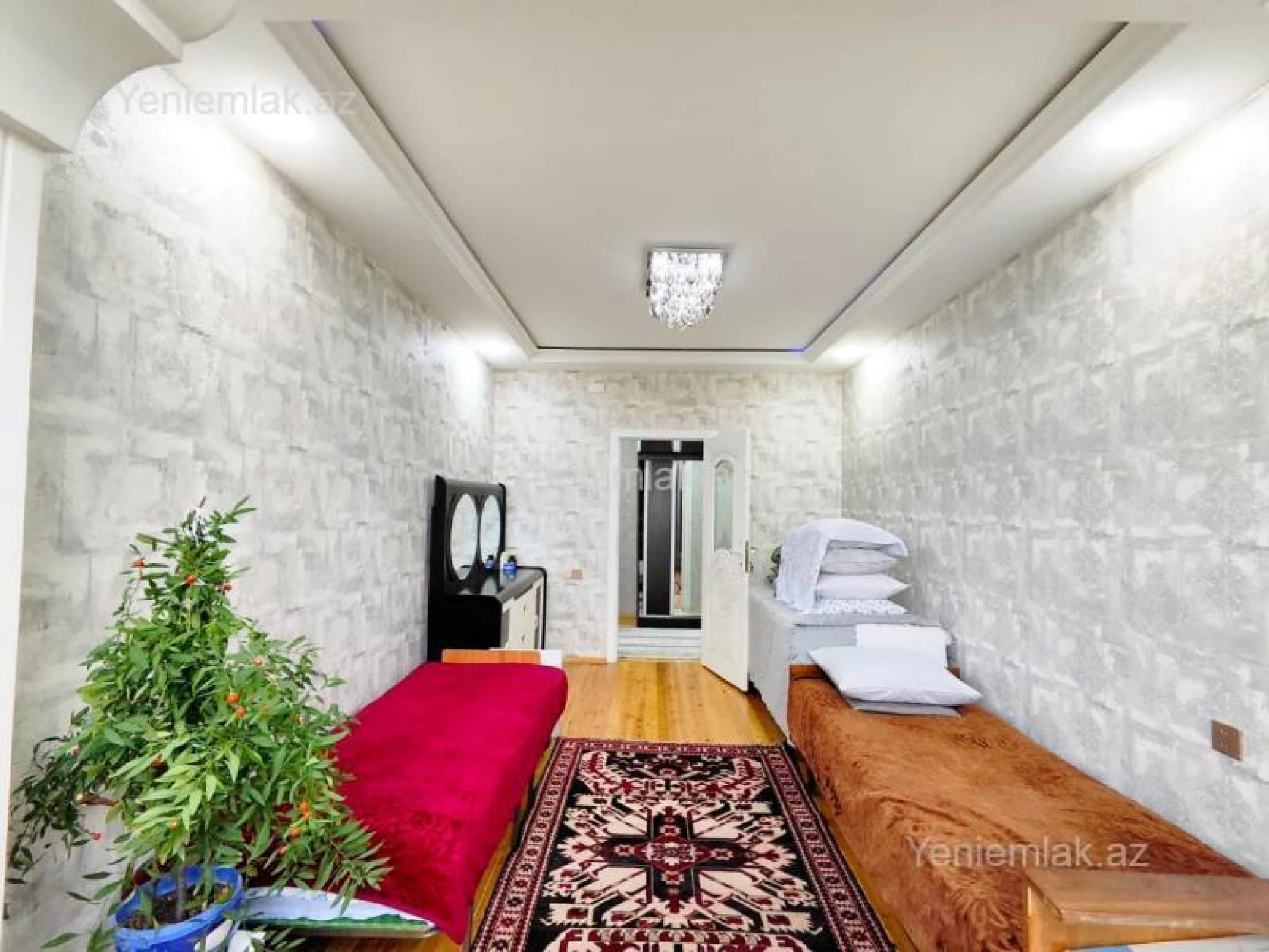 Satılır 3 otaqlı köhnə tikili 80 m²