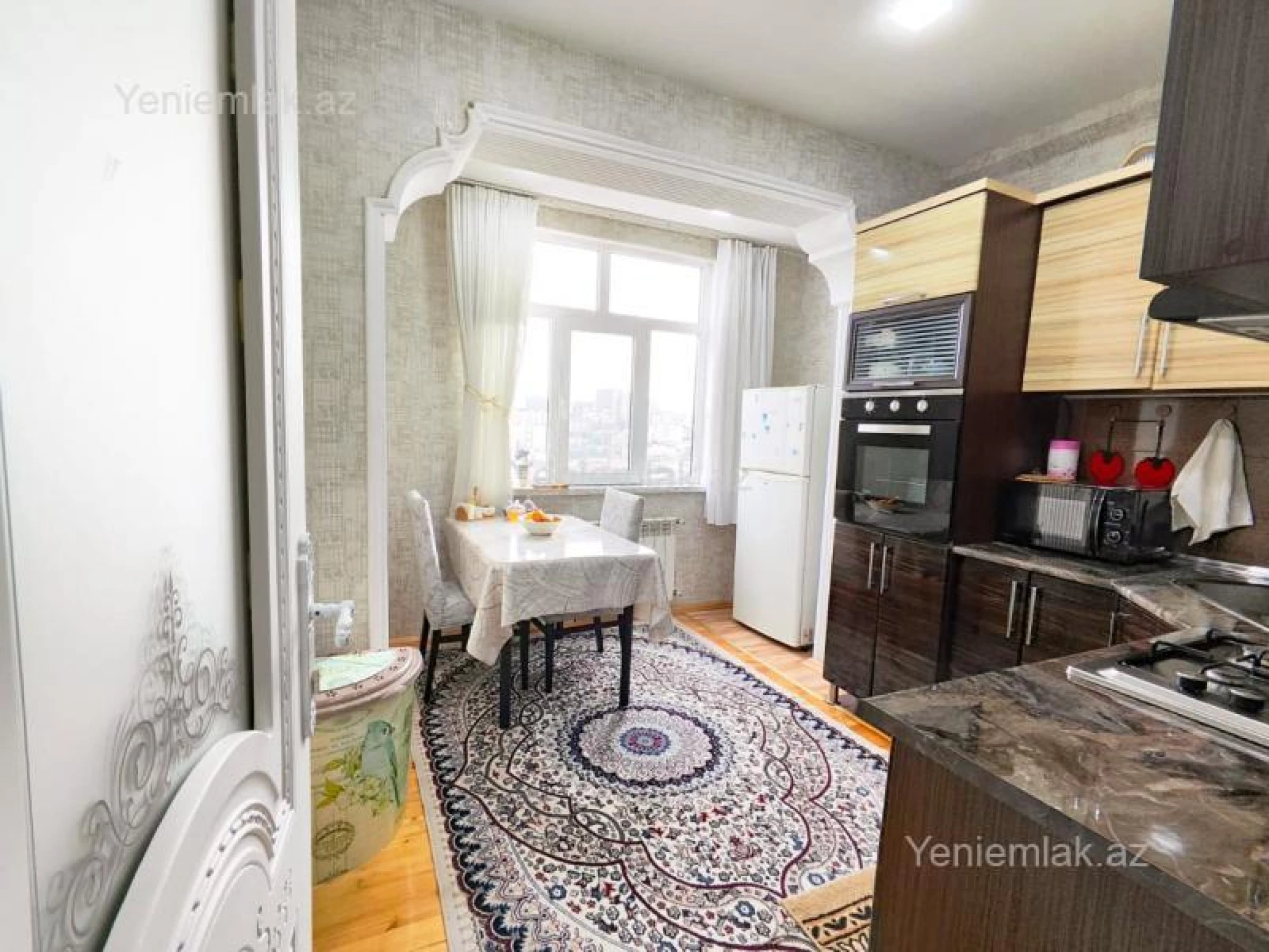 Satılır 3 otaqlı köhnə tikili 80 m²