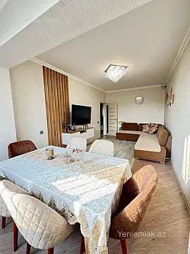 Satılır 3 otaqlı köhnə tikili 90 m²