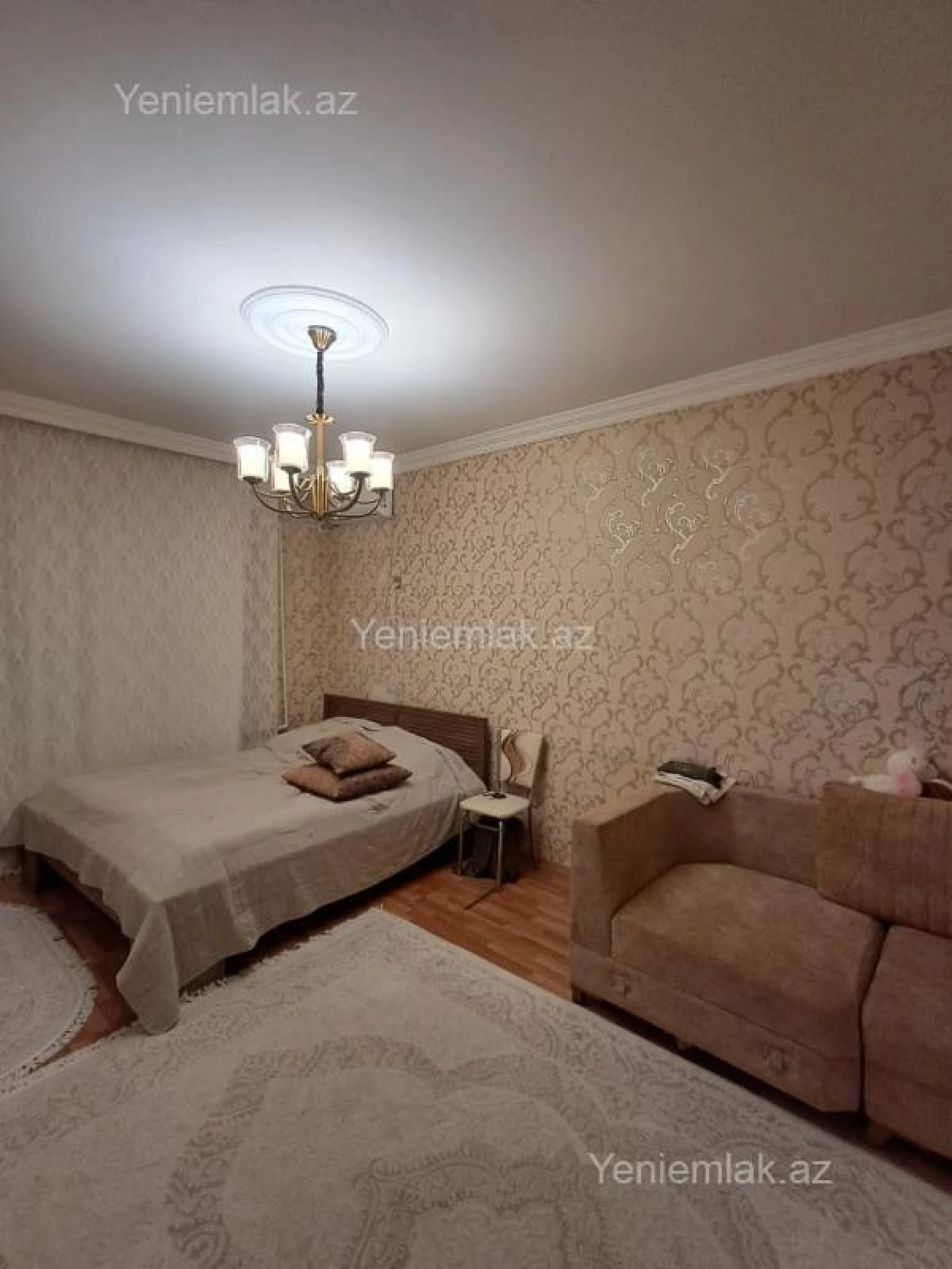 Satılır 2 otaqlı köhnə tikili 56 m²